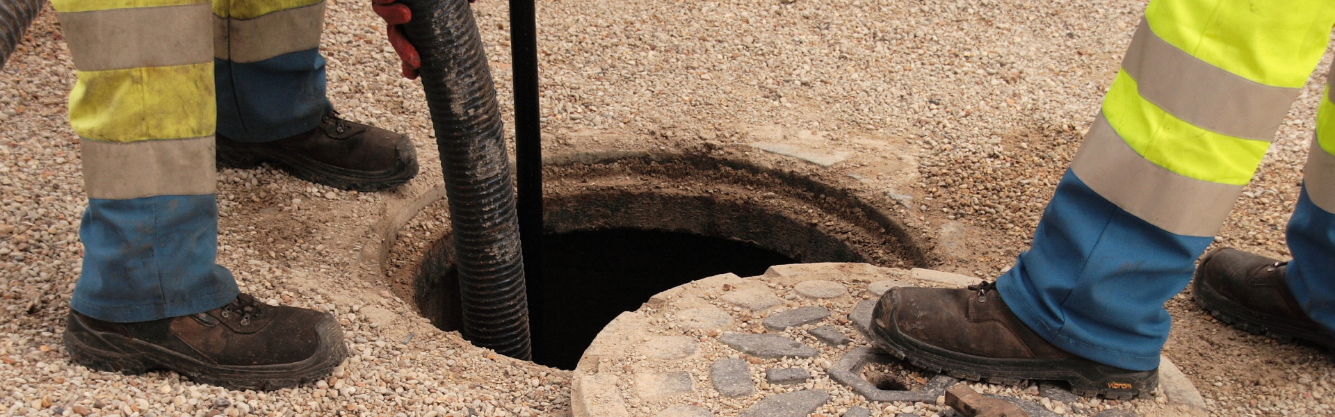 pipe in sewage
